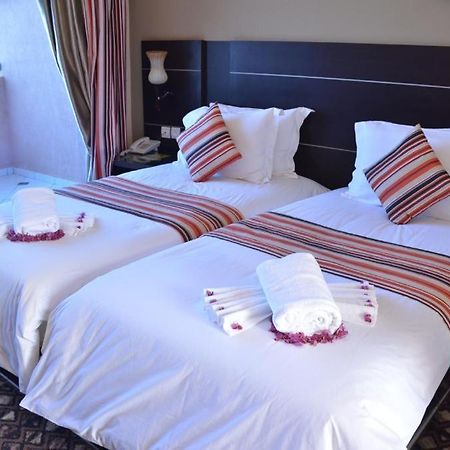 Hotel Al Akha Sidi Harazem Esterno foto